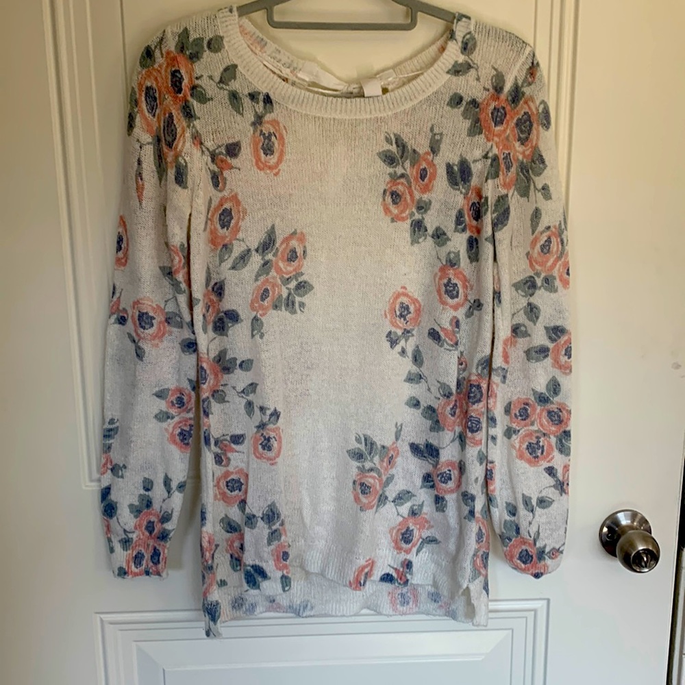 LC white floweral sweater